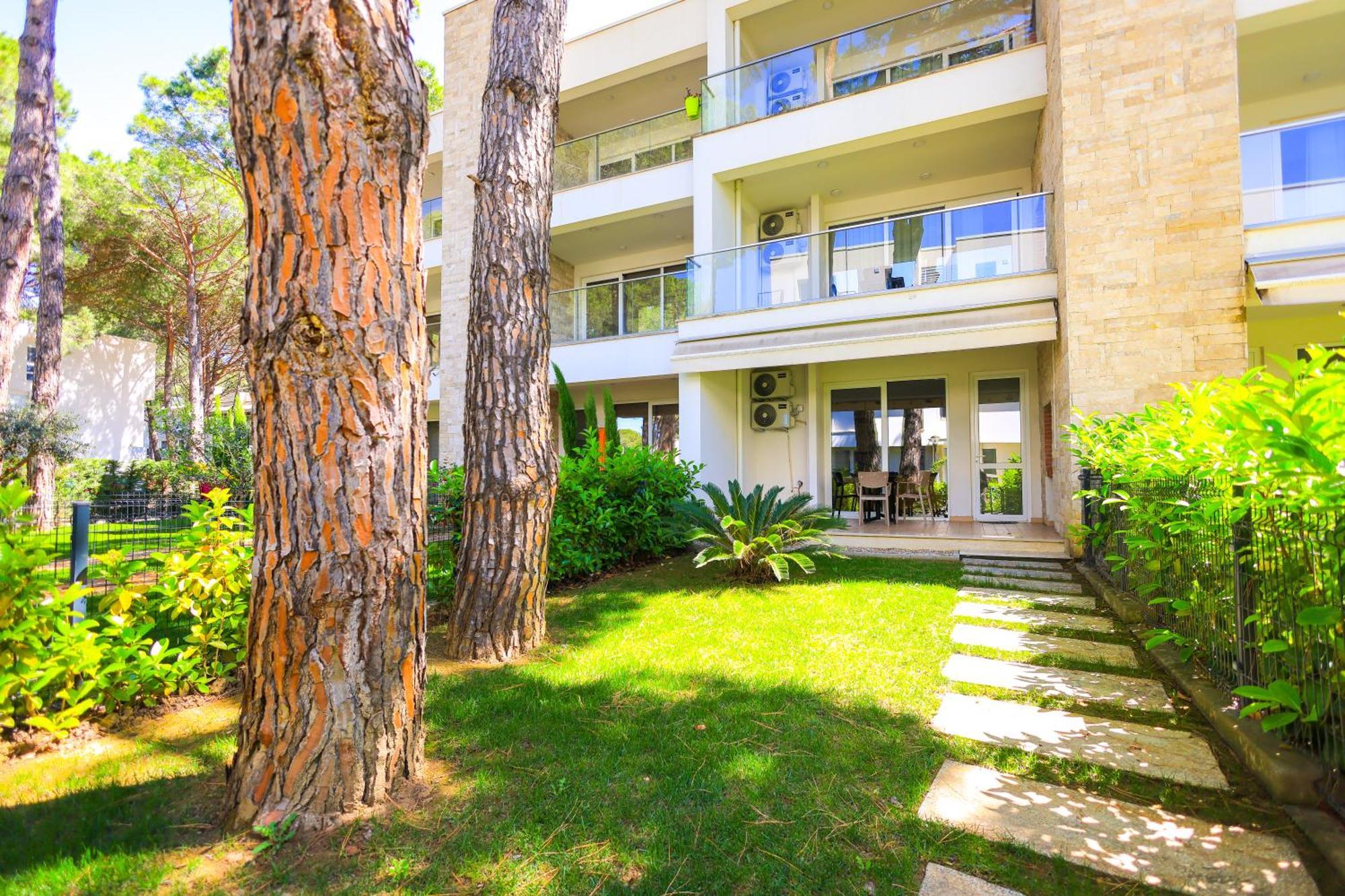 Sanpietro Vacation Apartments Durrës Exterior foto